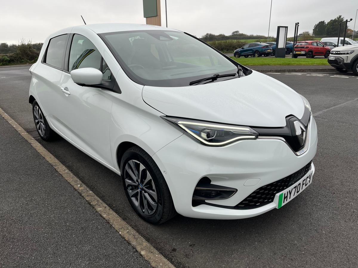 Main listing image - Renault Zoe