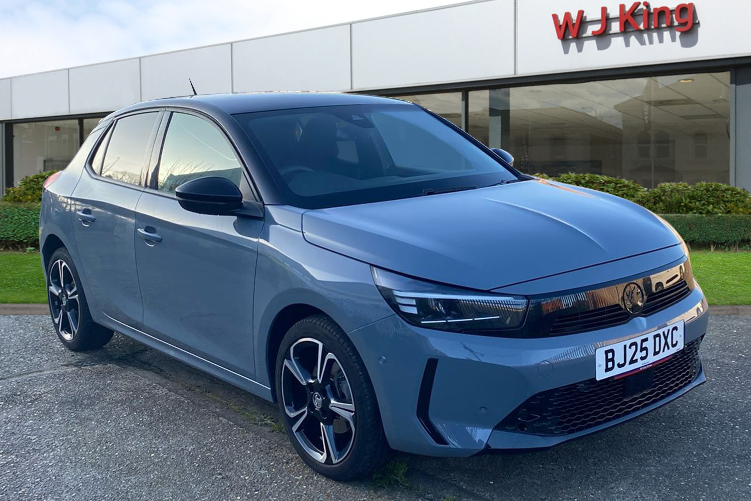 Main listing image - Vauxhall Corsa