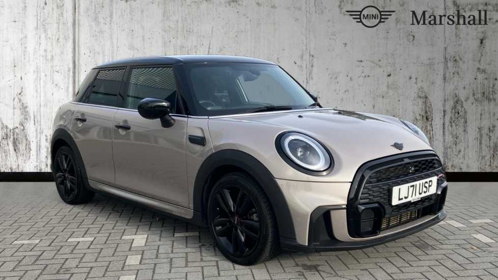 Main listing image - MINI Hatchback 5dr