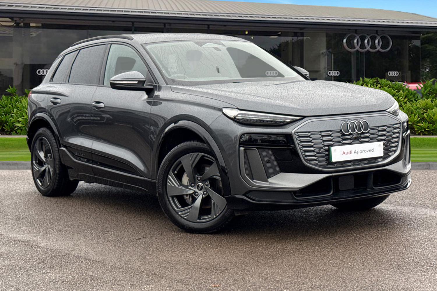 Main listing image - Audi Q6 e-tron