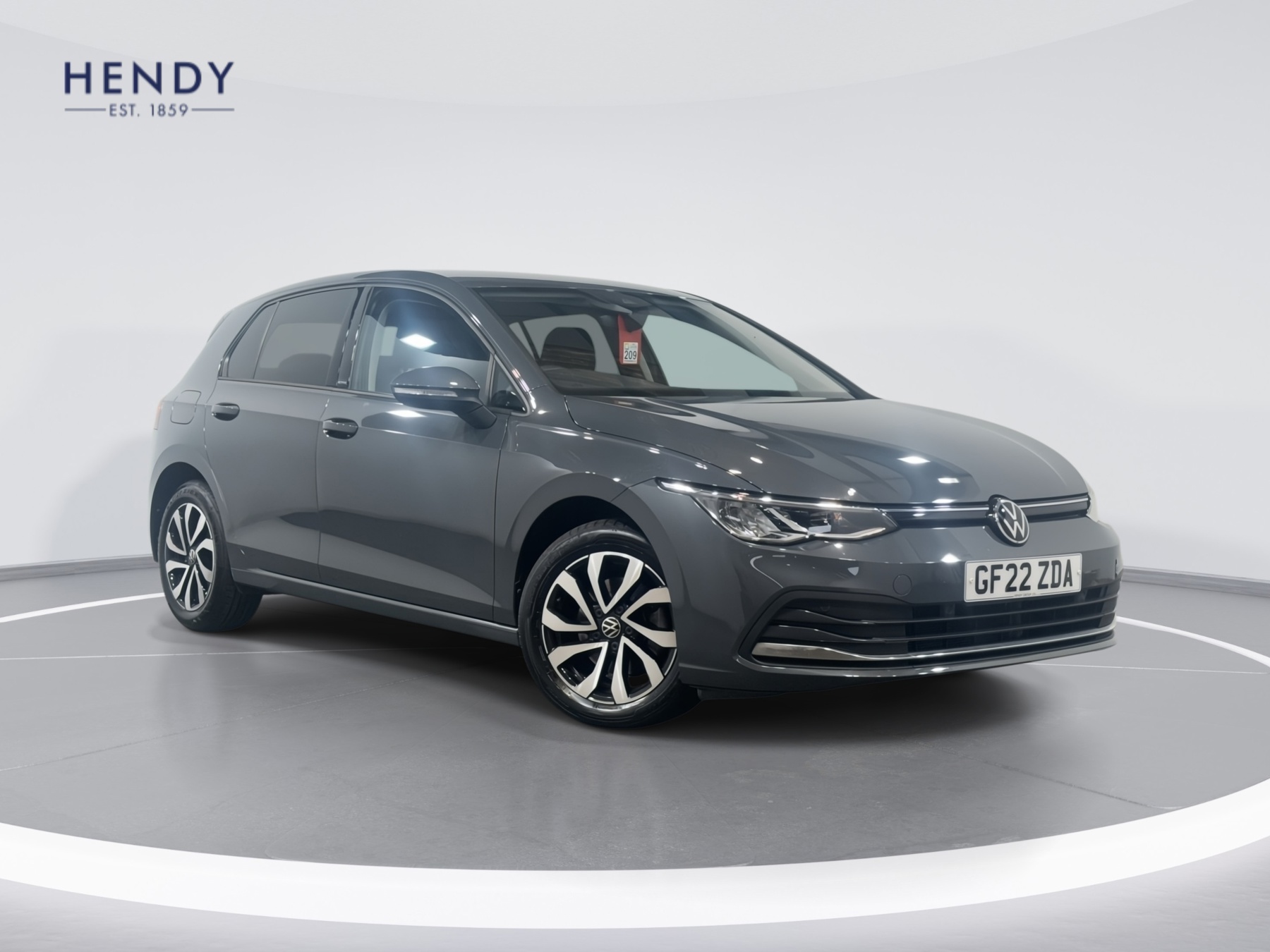 Main listing image - Volkswagen Golf