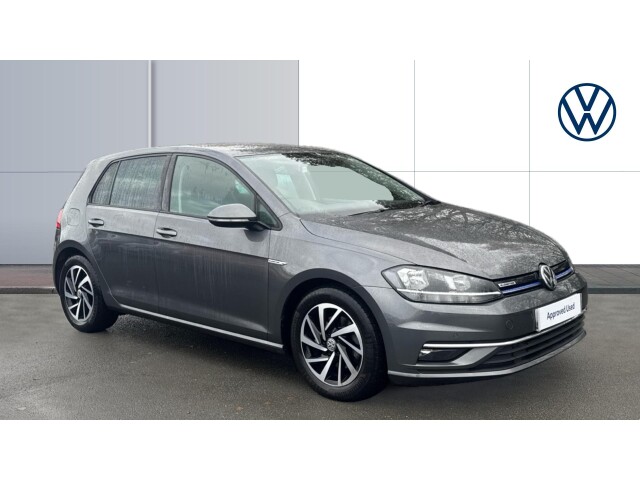 Main listing image - Volkswagen Golf