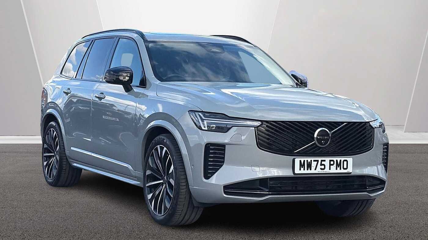 Main listing image - Volvo XC90