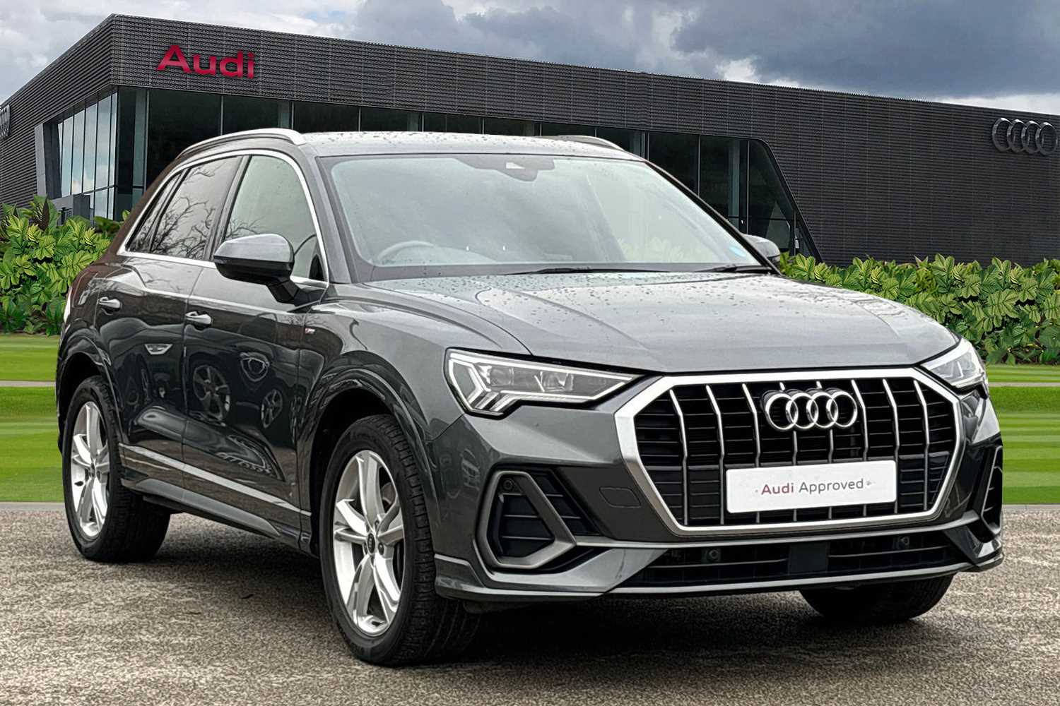 Main listing image - Audi Q3