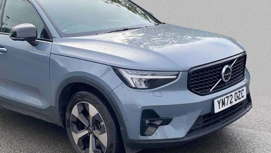 Main listing image - Volvo XC40