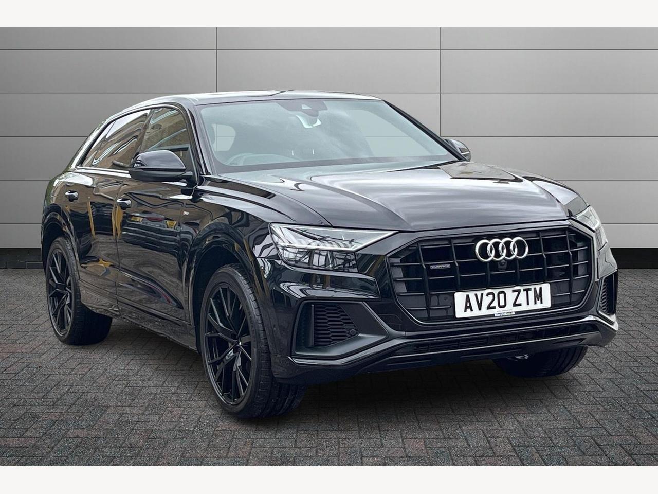 Main listing image - Audi Q8