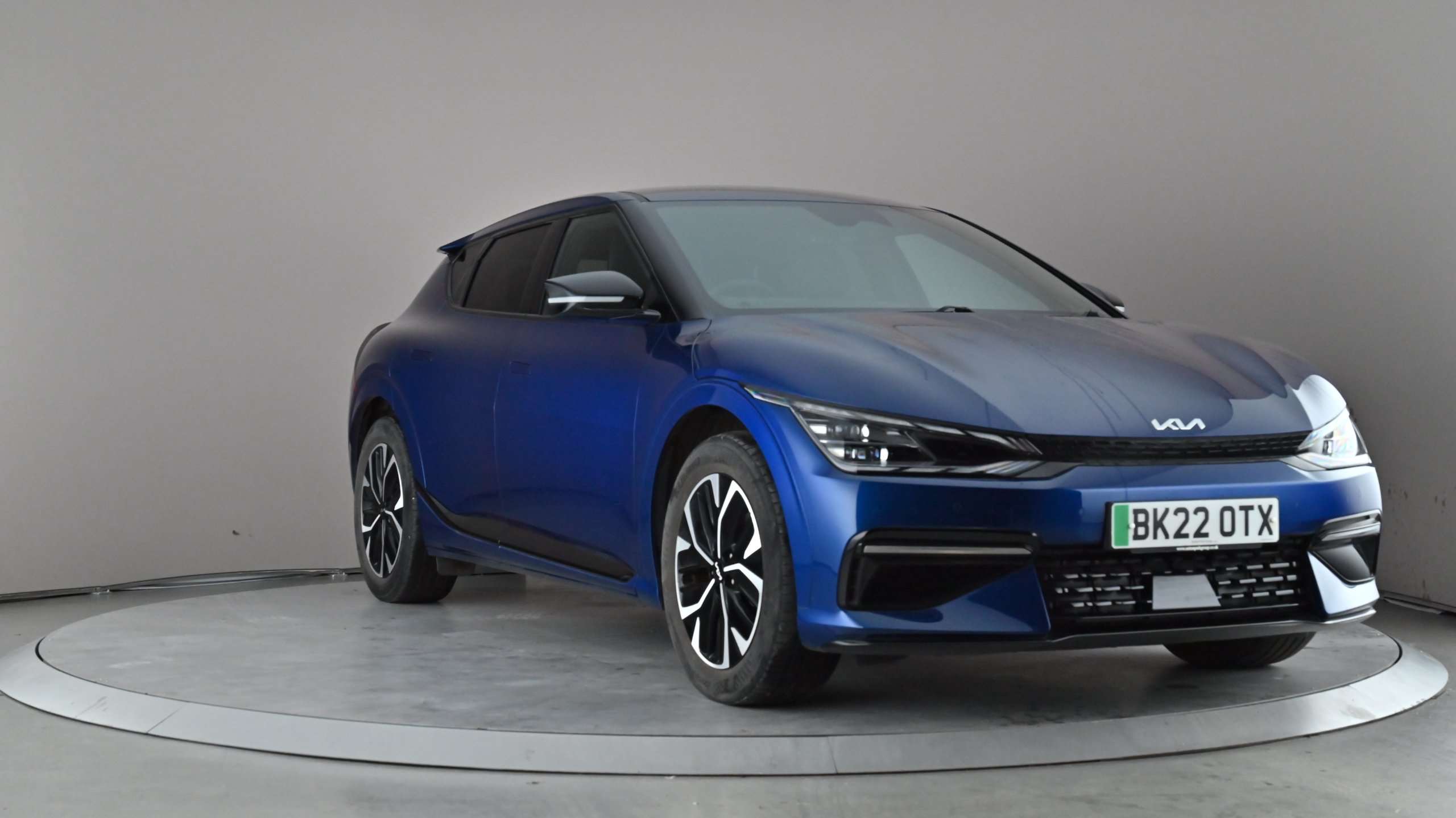 Main listing image - Kia EV6