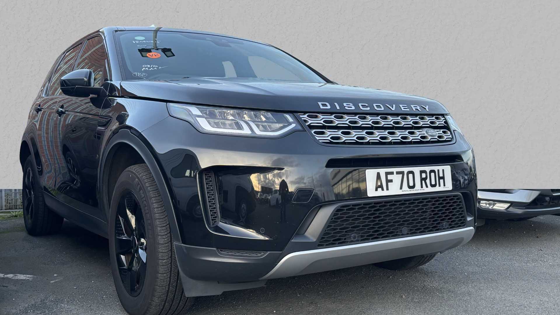 Main listing image - Land Rover Discovery Sport