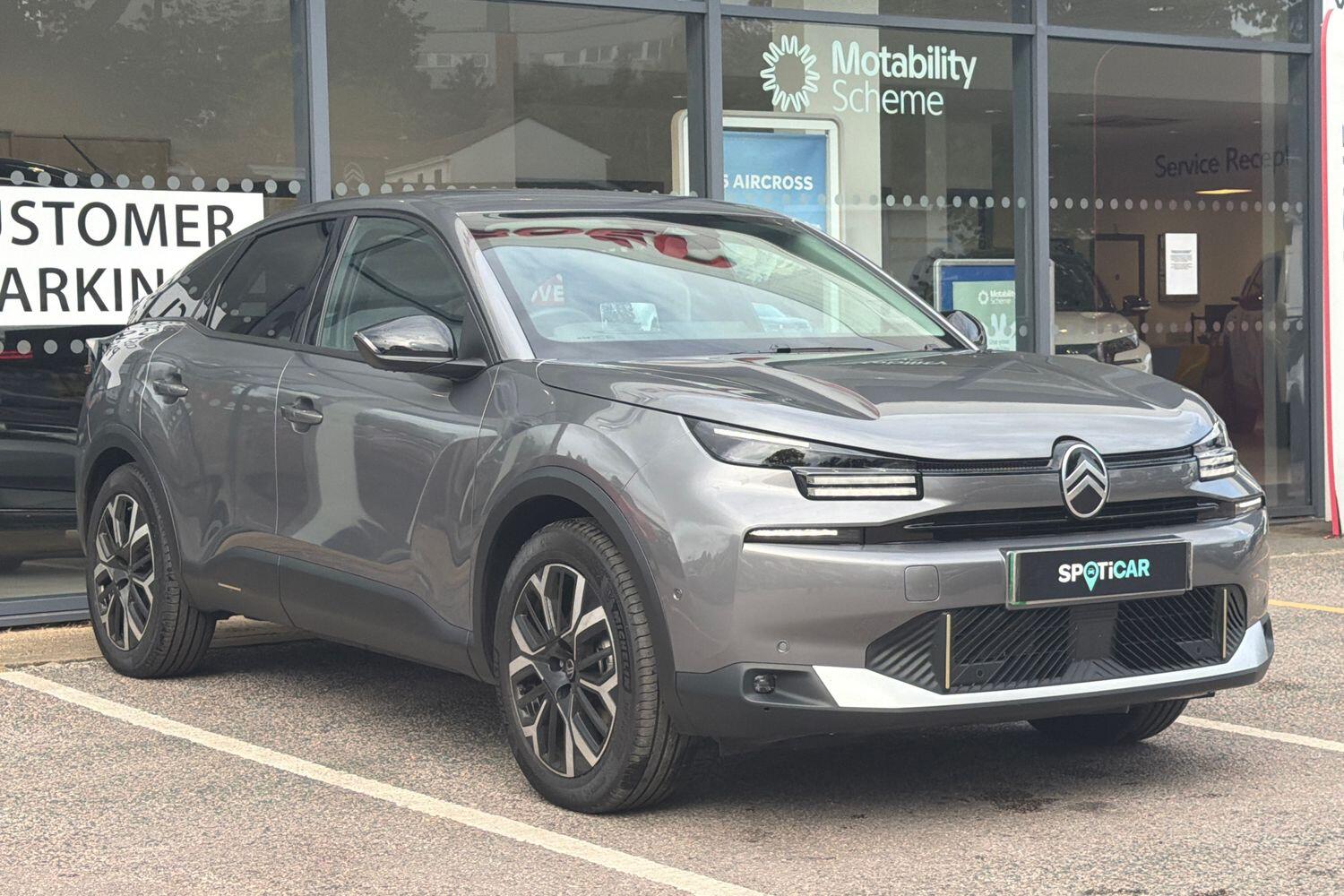 Main listing image - Citroen C4