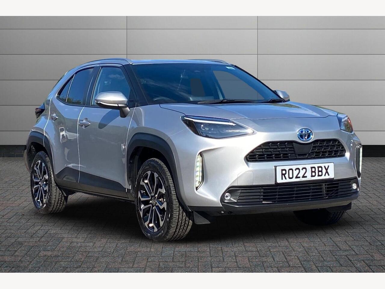Main listing image - Toyota Yaris Cross