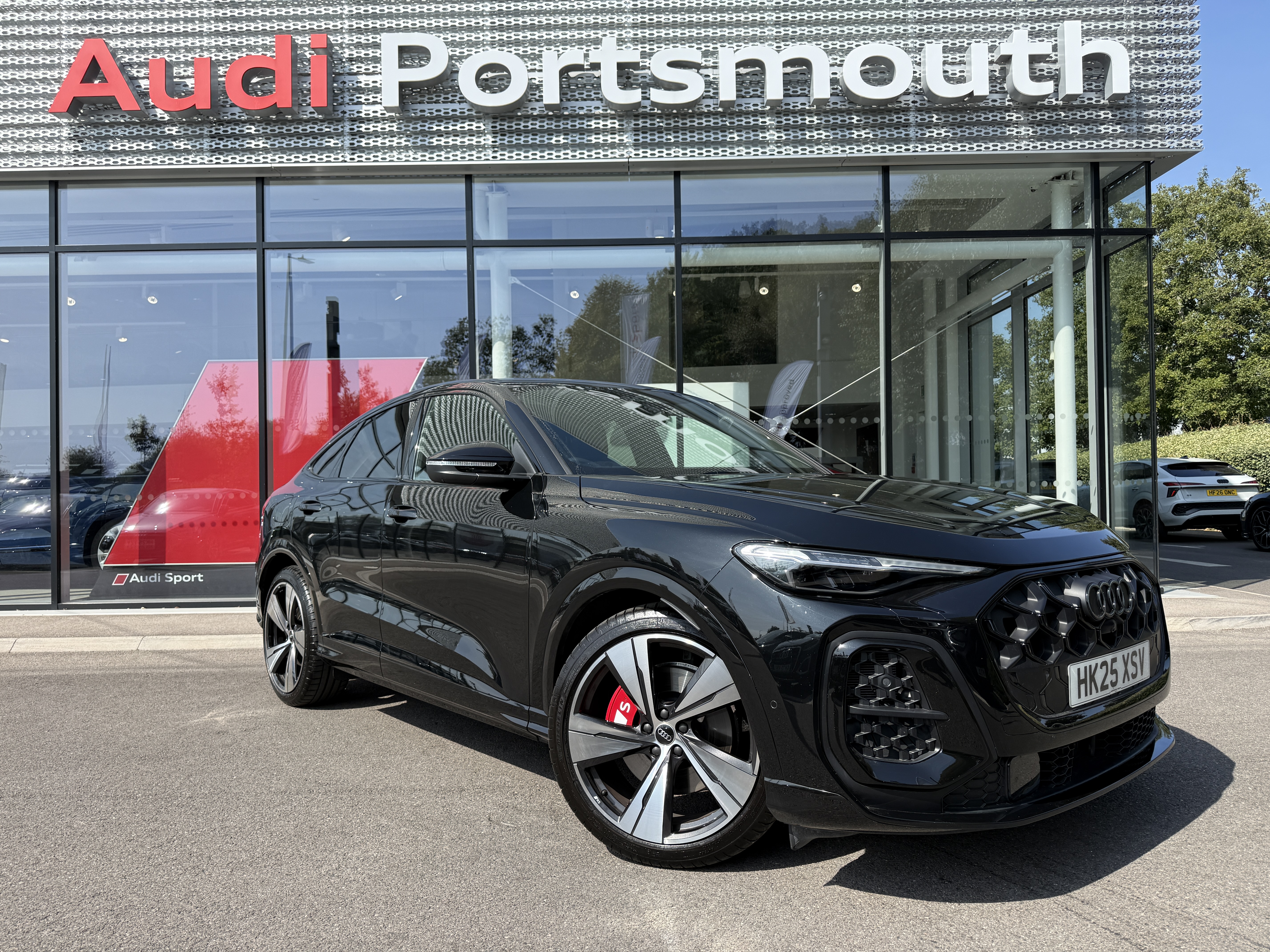 Main listing image - Audi Q5