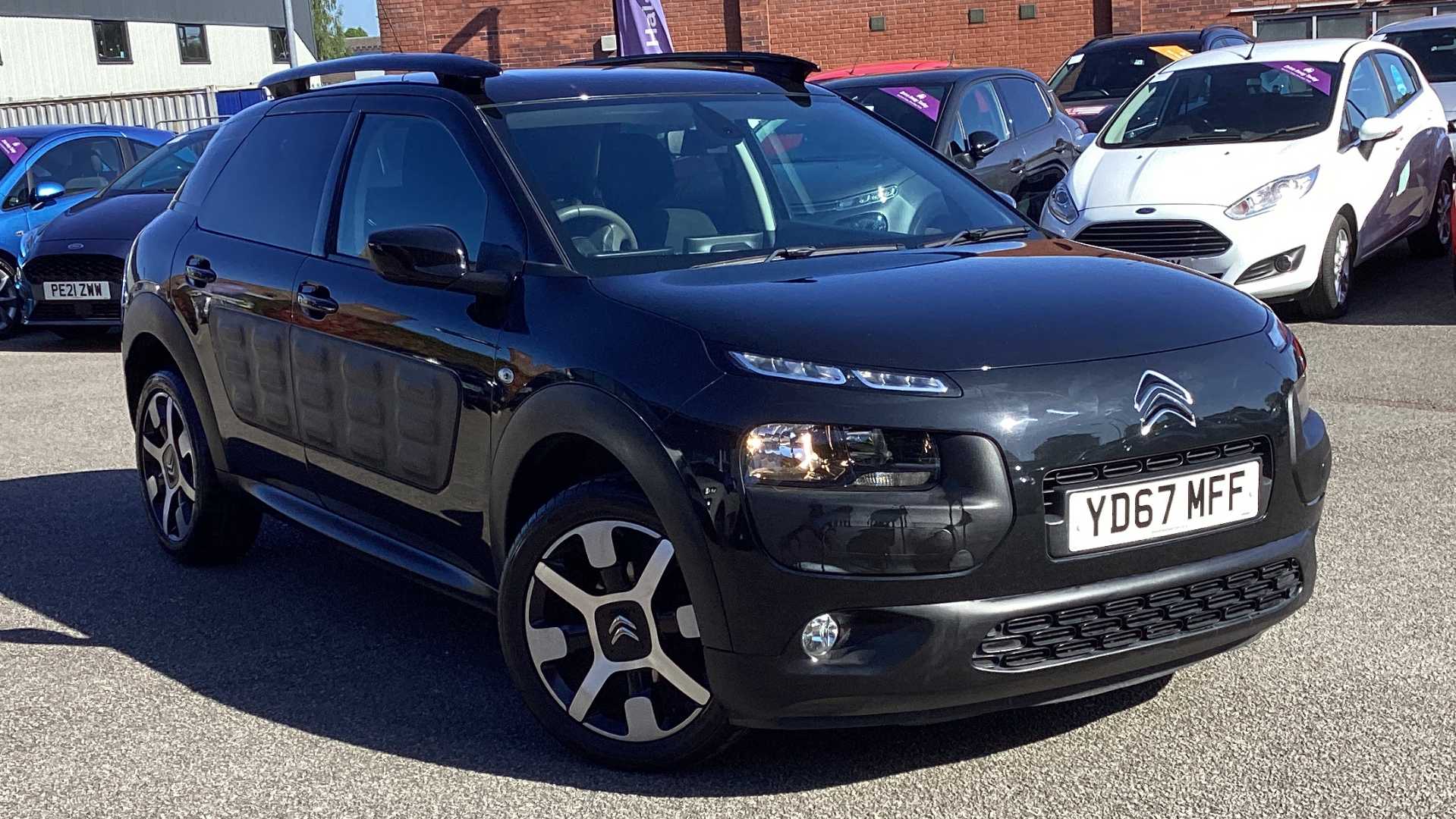 Main listing image - Citroen C4 Cactus