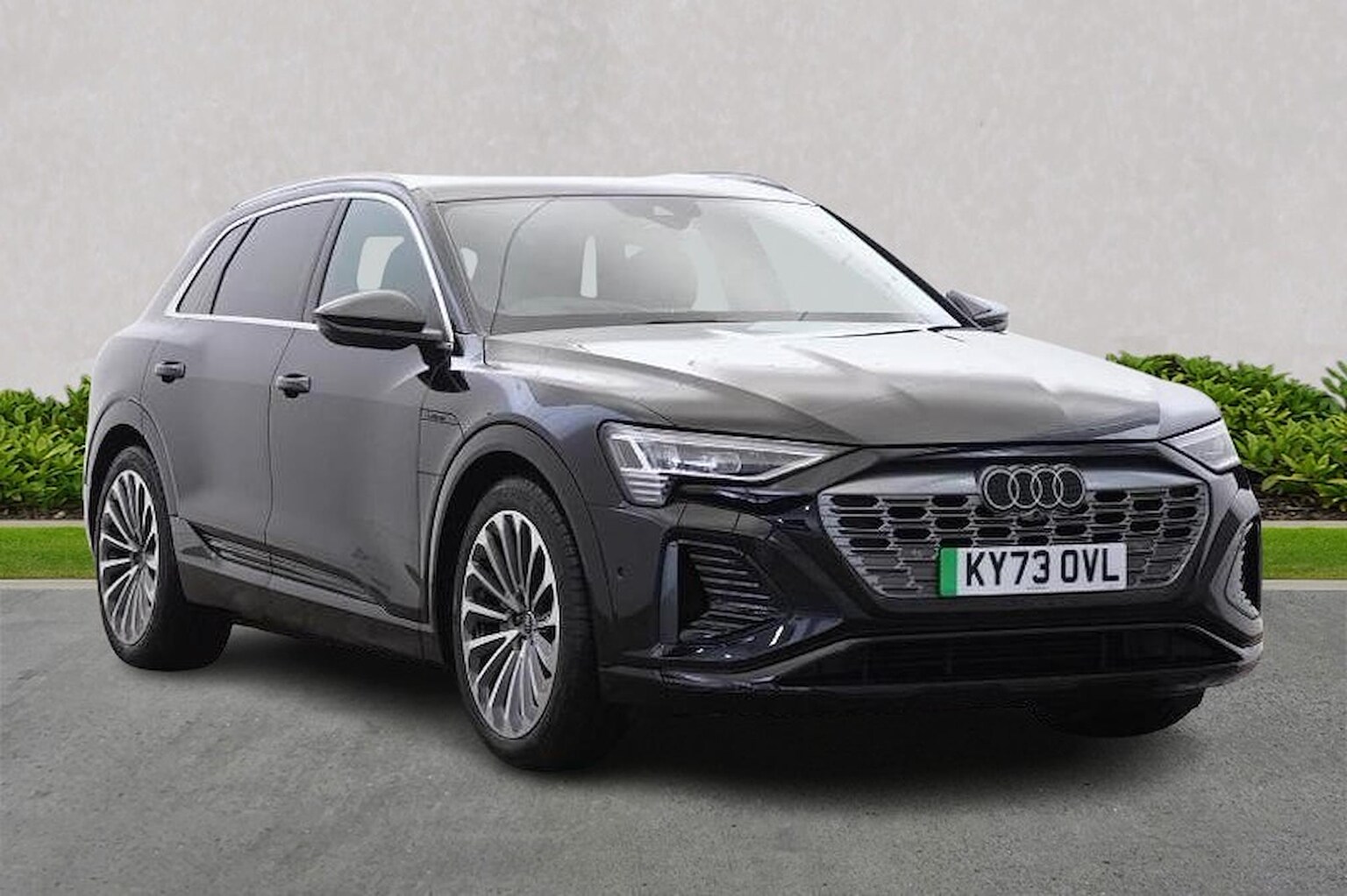 Main listing image - Audi Q8 e-tron