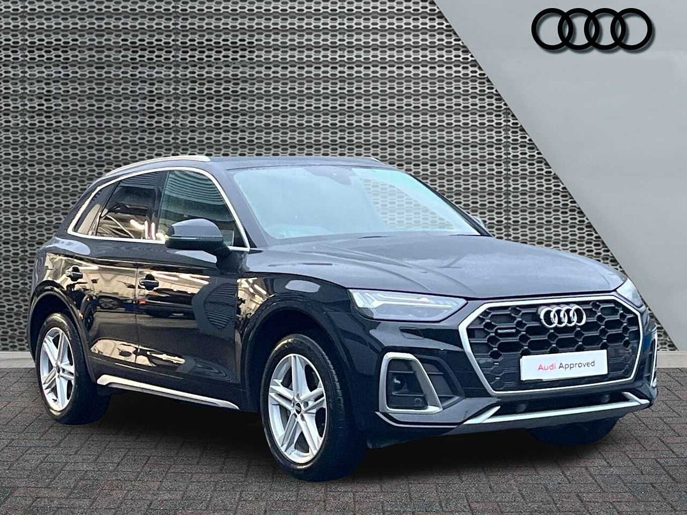 Main listing image - Audi Q5