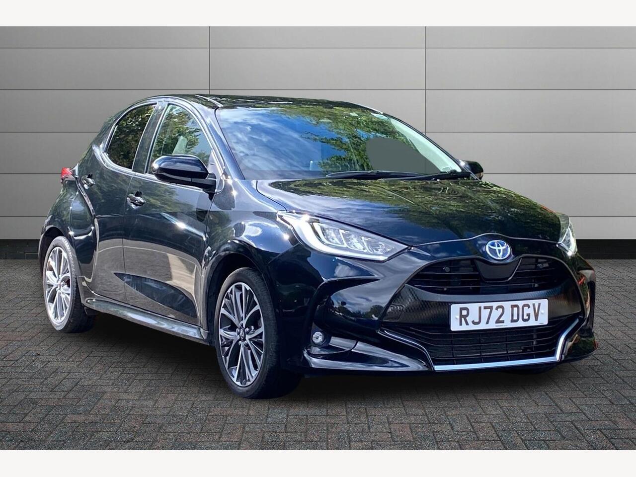 Main listing image - Toyota Yaris