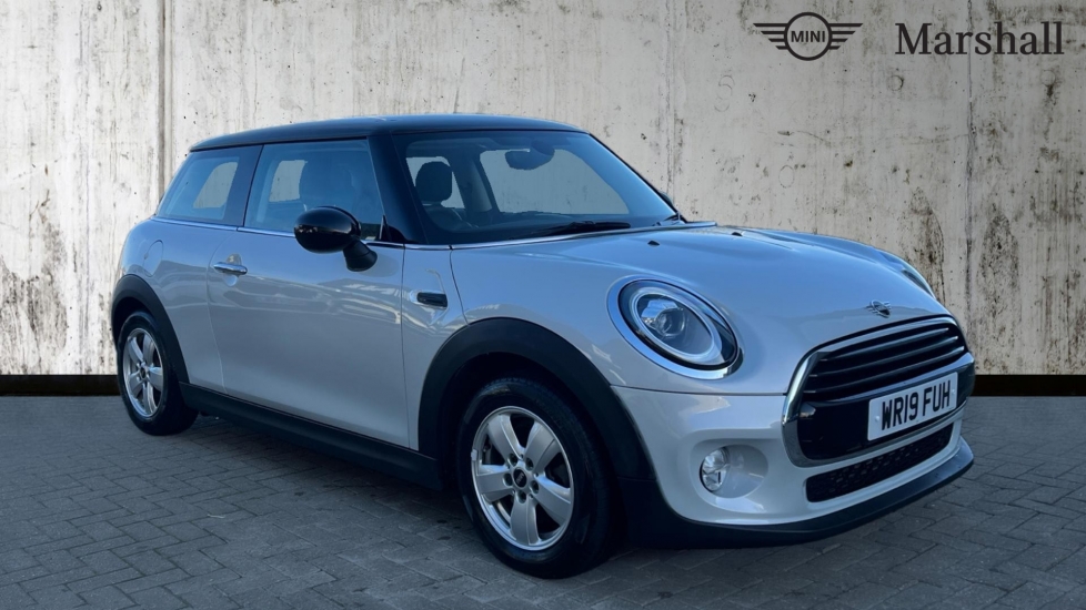 Main listing image - MINI Hatchback