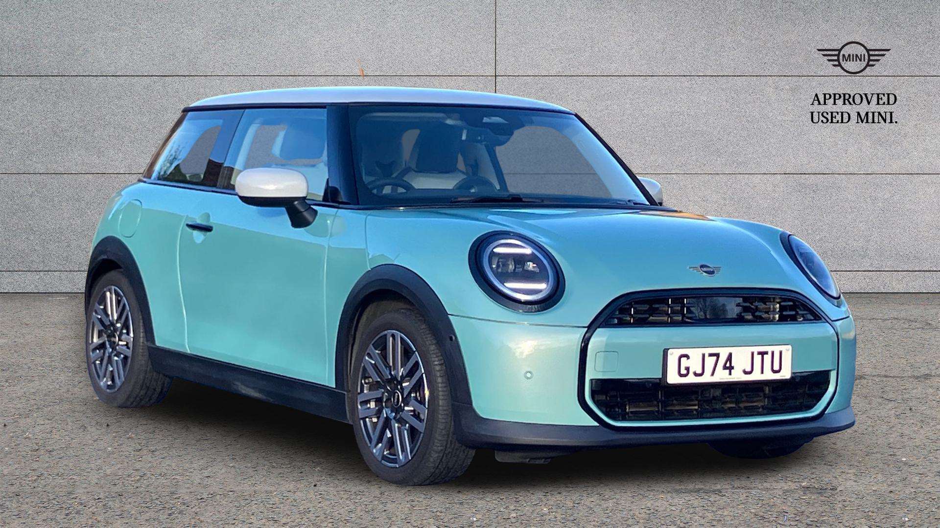 Main listing image - MINI Hatchback