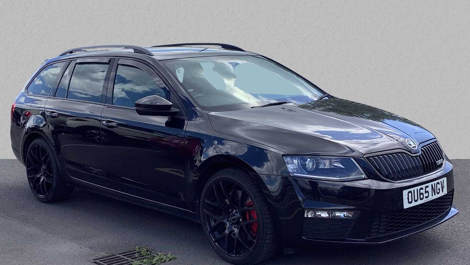 Main listing image - Skoda Octavia Estate