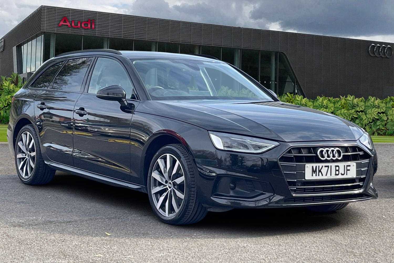 Main listing image - Audi A4 Avant