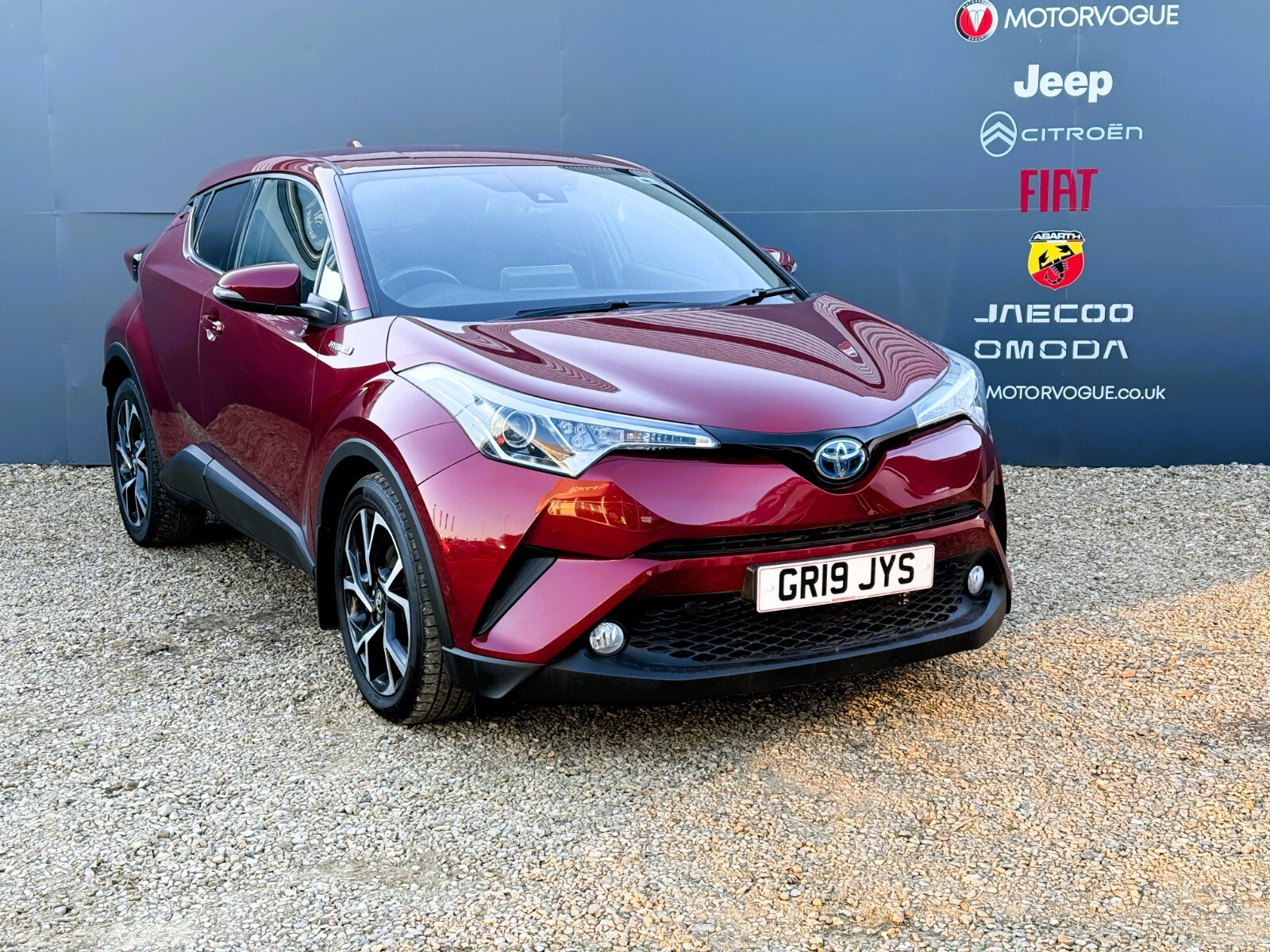 Main listing image - Toyota C-HR