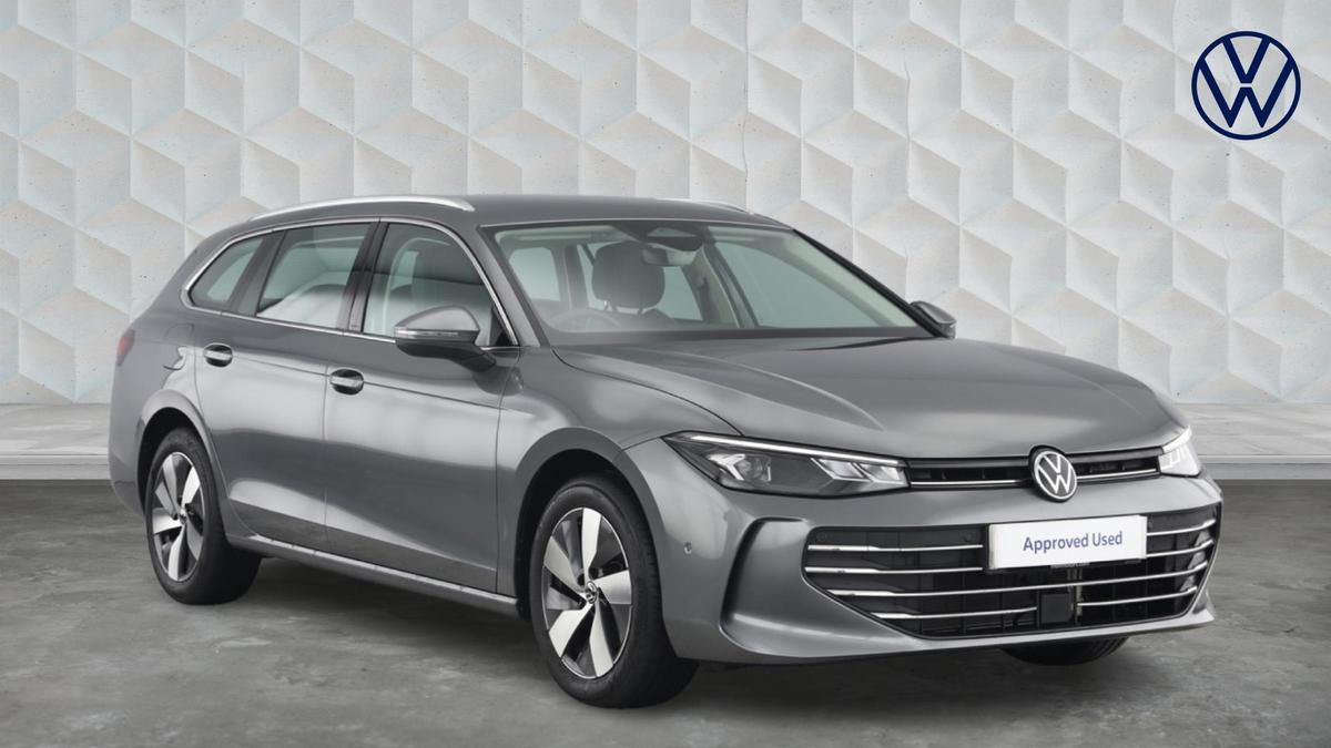 Main listing image - Volkswagen Passat Estate