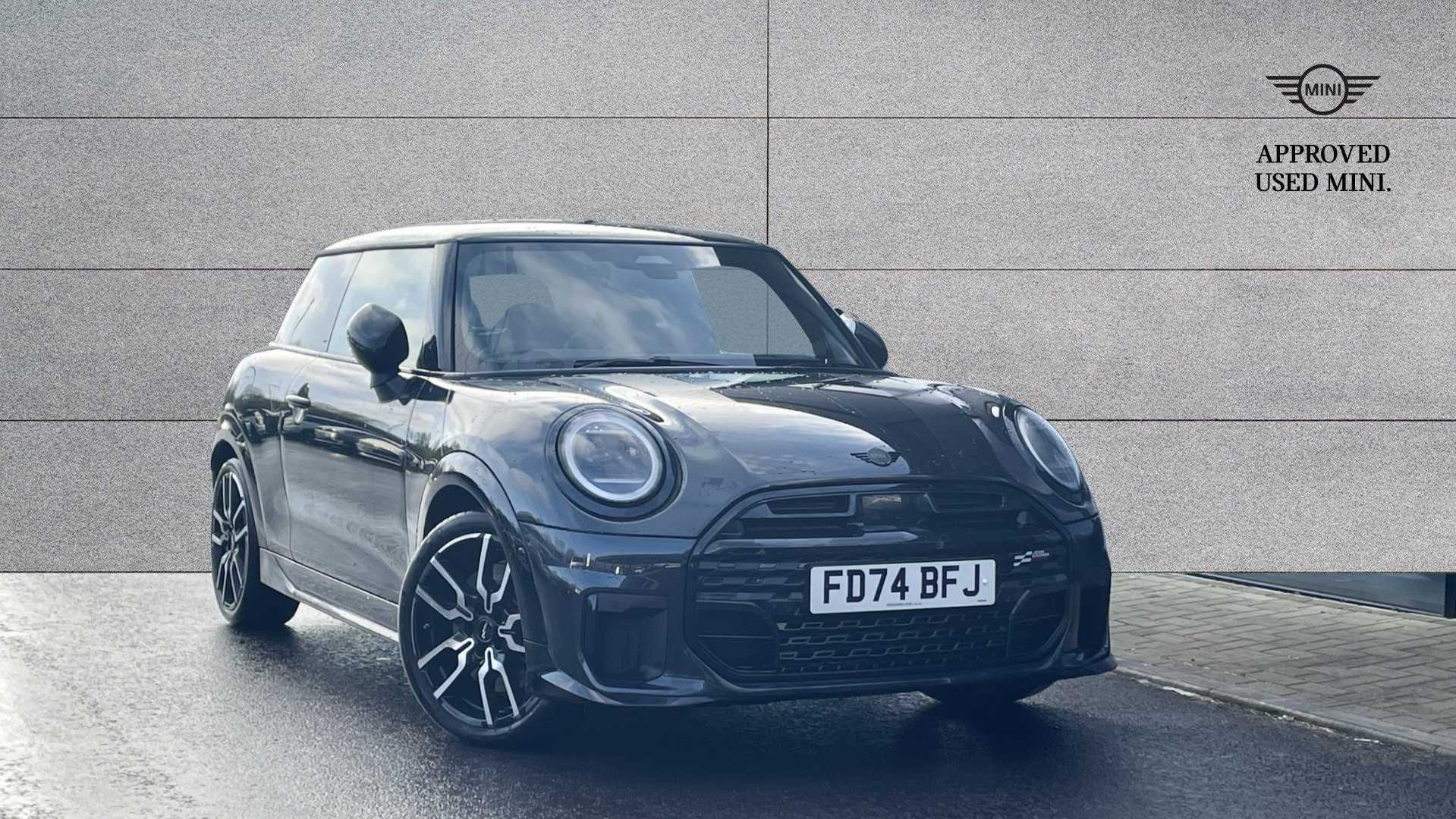 Main listing image - MINI Hatchback