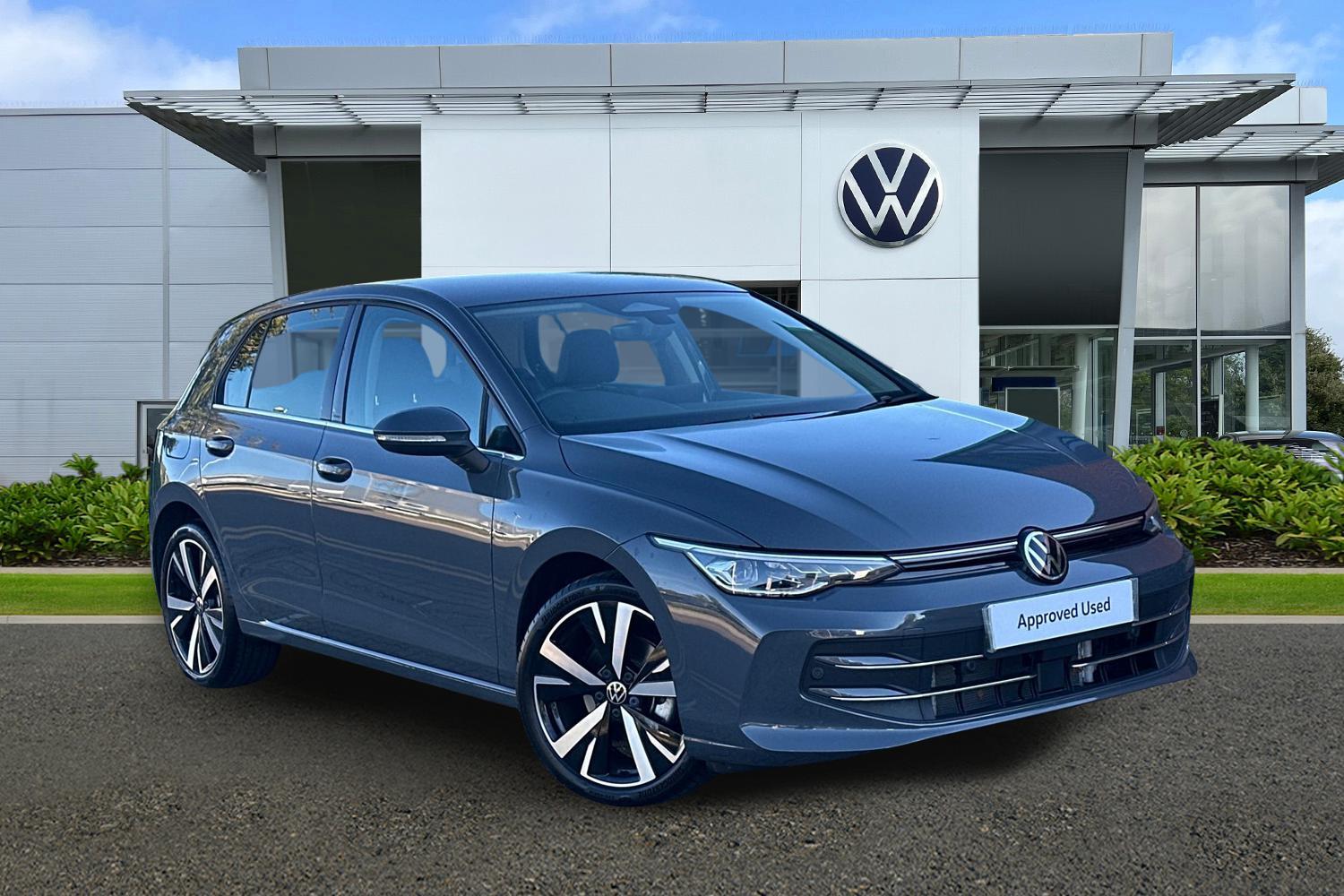 Main listing image - Volkswagen Golf