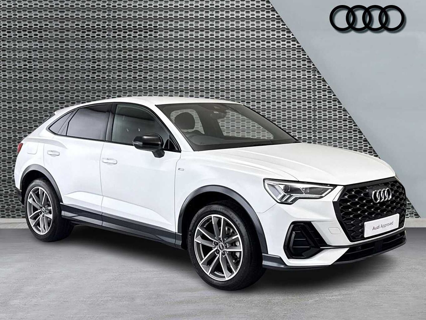 Main listing image - Audi Q3
