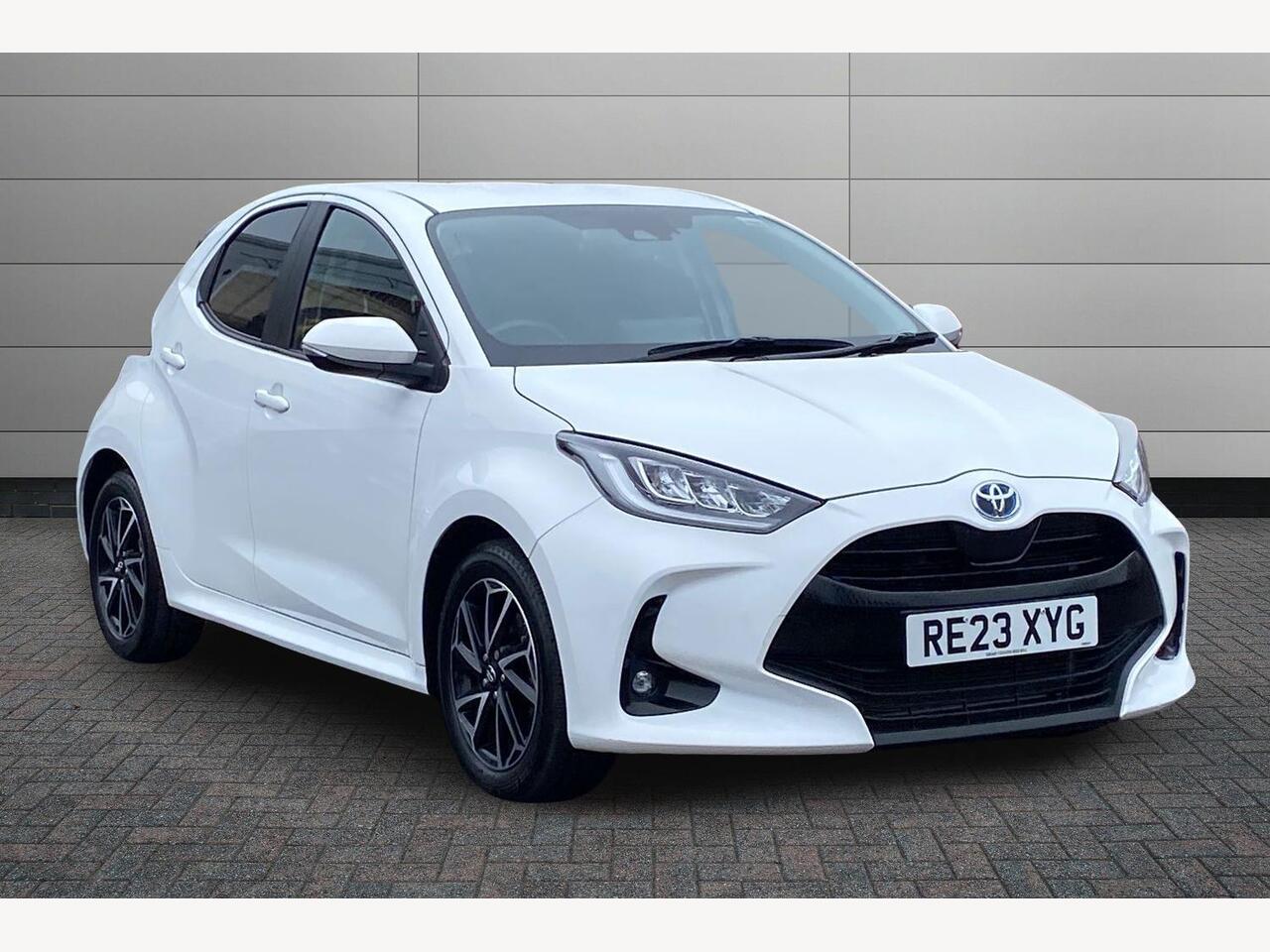 Main listing image - Toyota Yaris