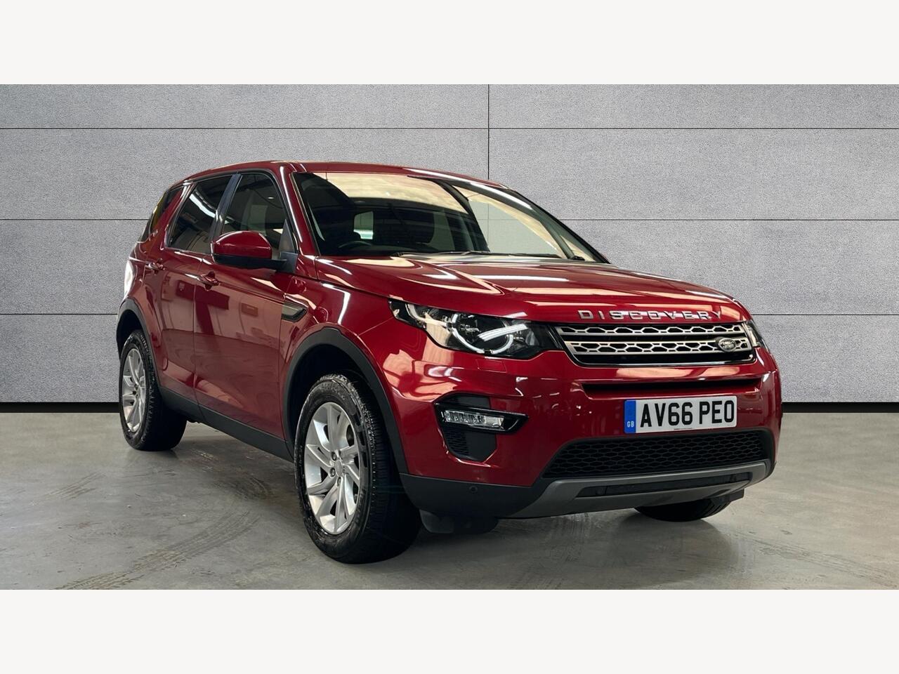 Main listing image - Land Rover Discovery Sport
