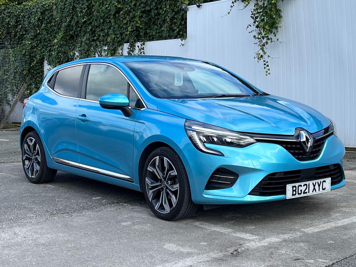 Main listing image - Renault Clio