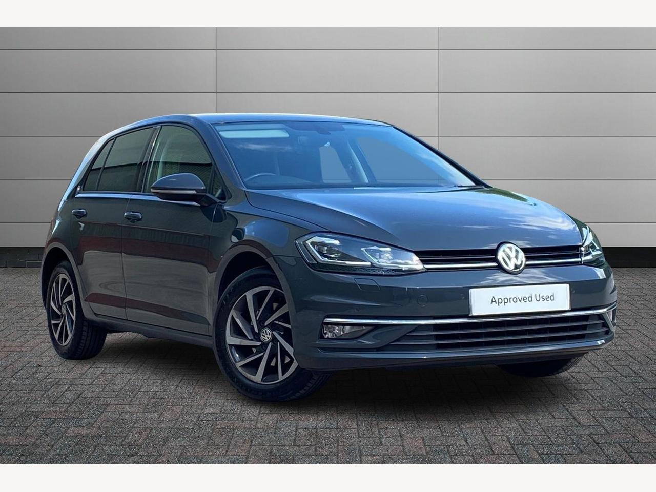 Main listing image - Volkswagen Golf