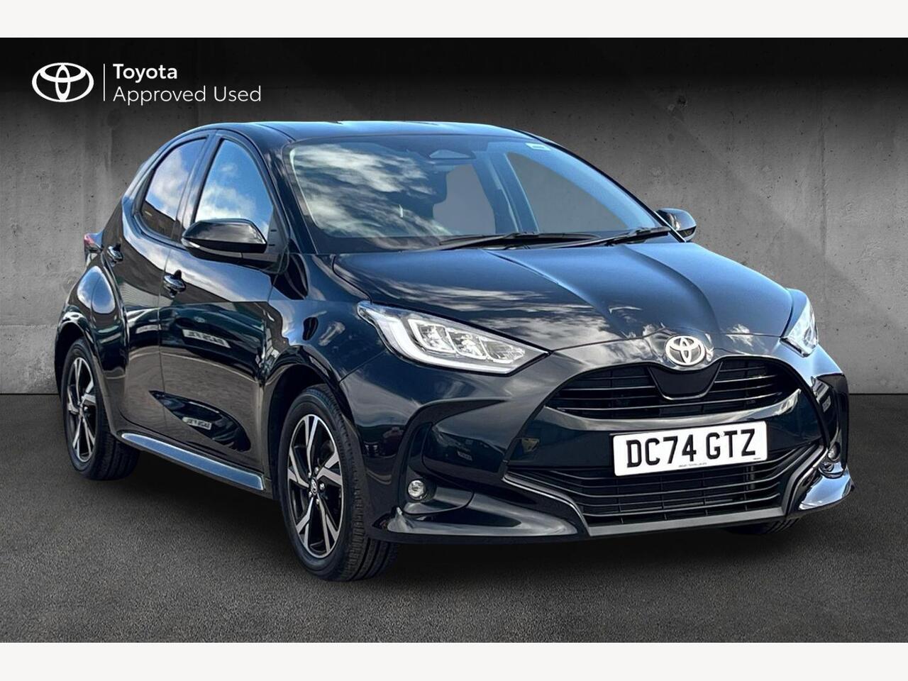 Main listing image - Toyota Yaris
