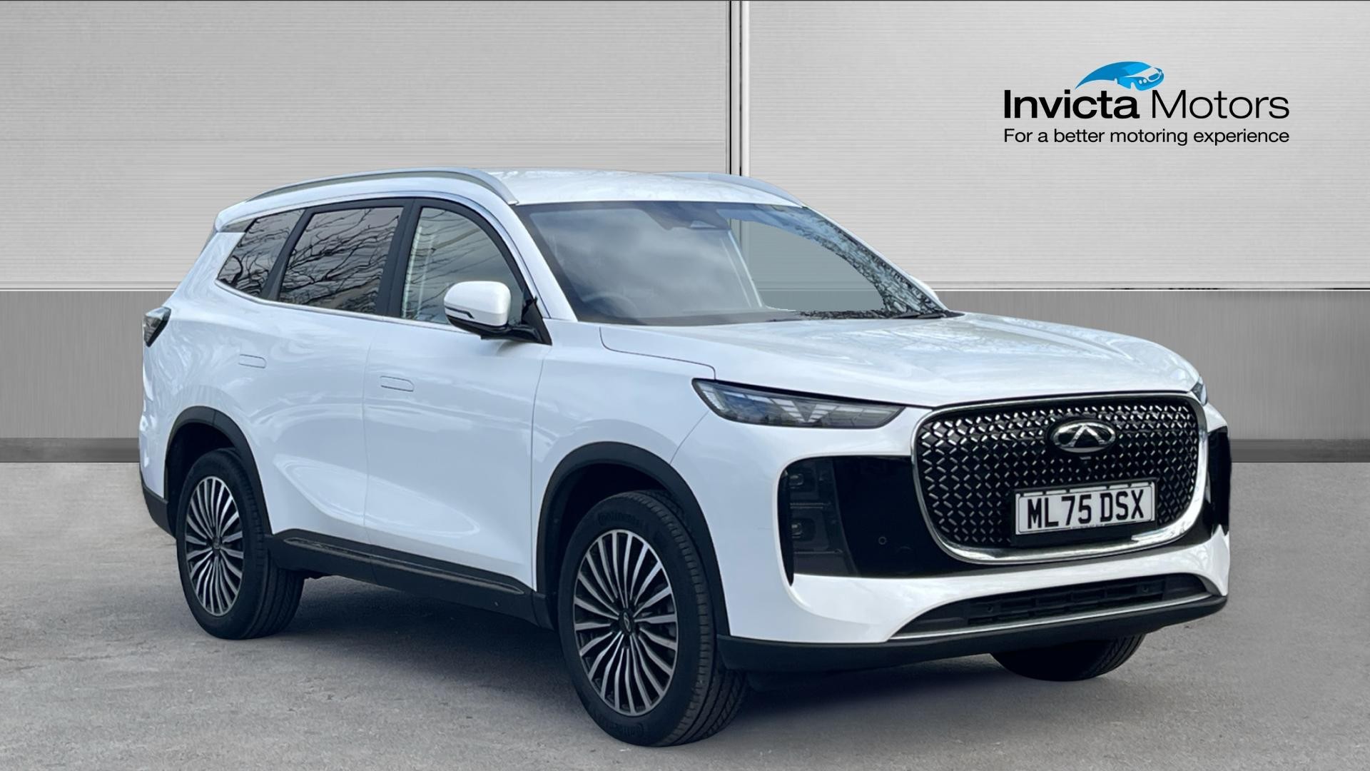 Main listing image - Chery Tiggo 8