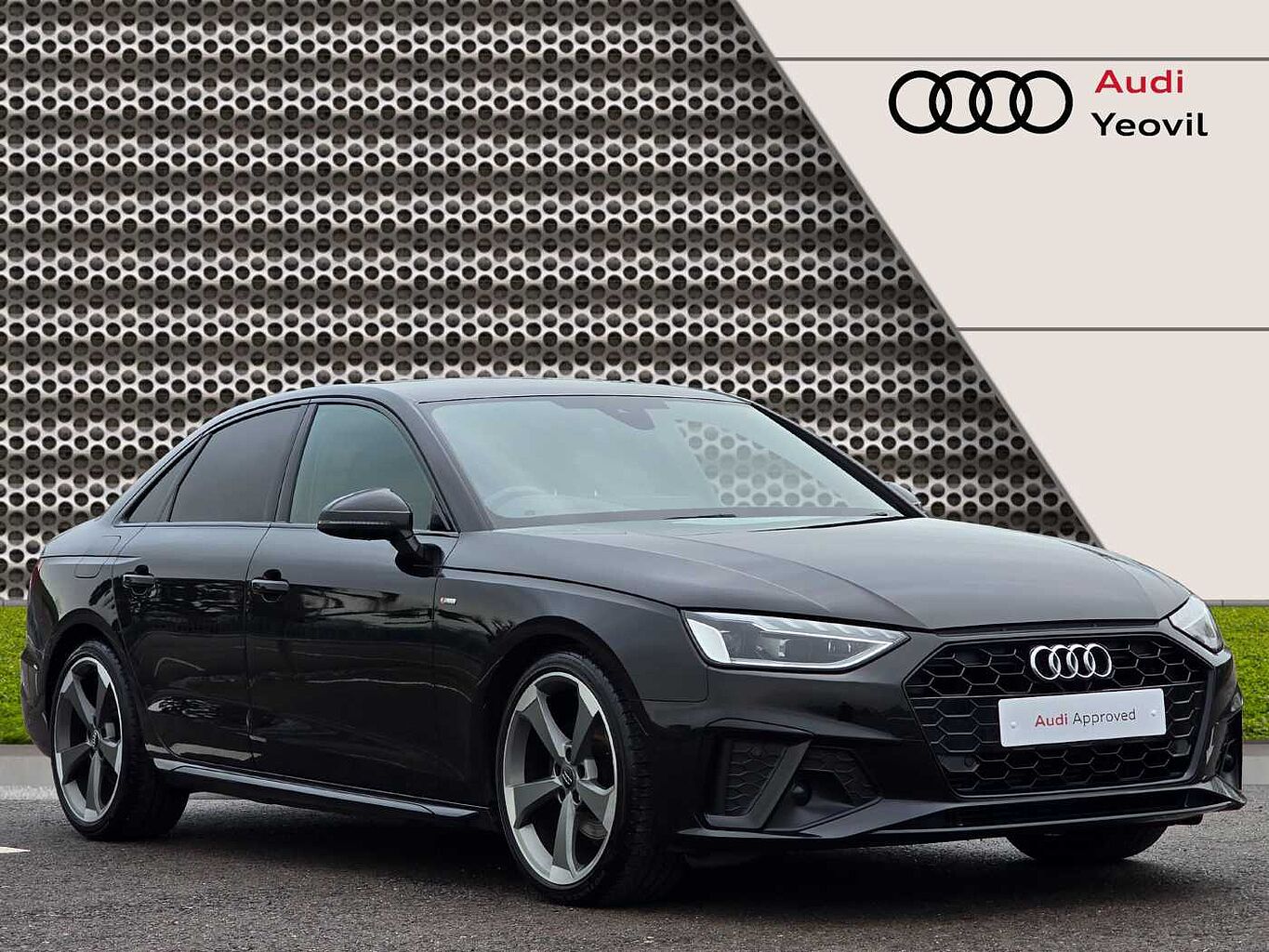 Main listing image - Audi A4