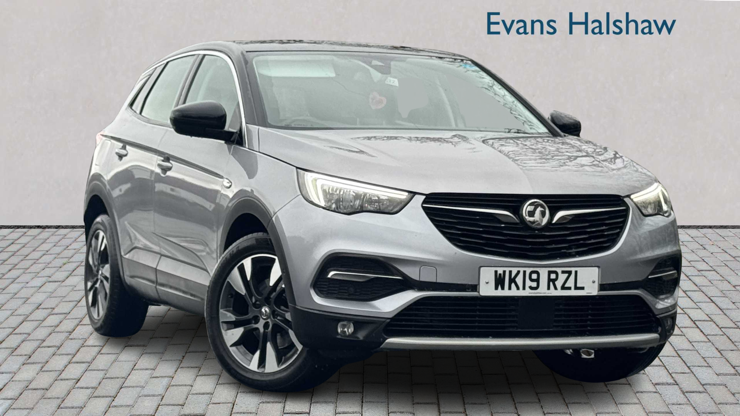Main listing image - Vauxhall Grandland X