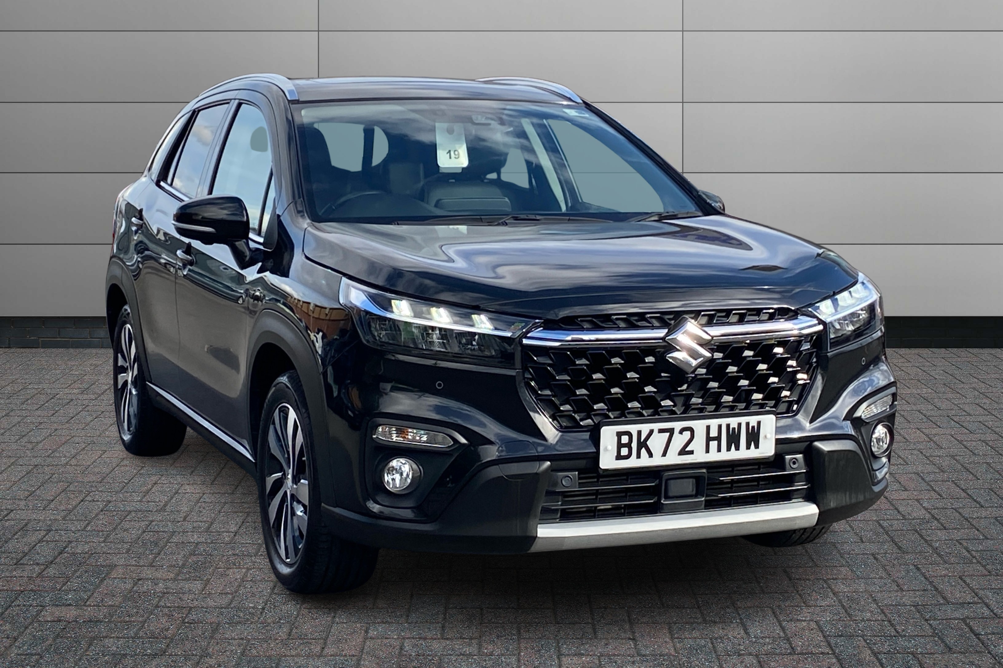 Main listing image - Suzuki S-Cross