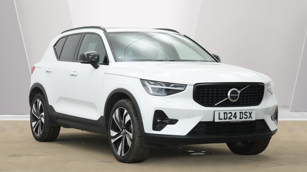 Main listing image - Volvo XC40