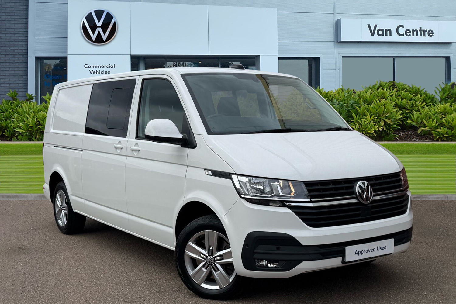 Main listing image - Volkswagen Transporter