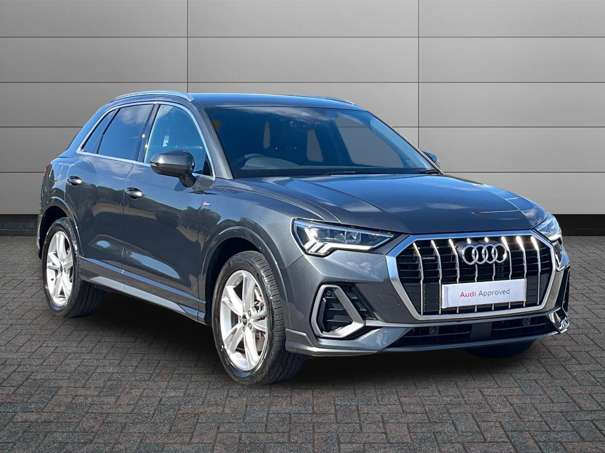 Main listing image - Audi Q3