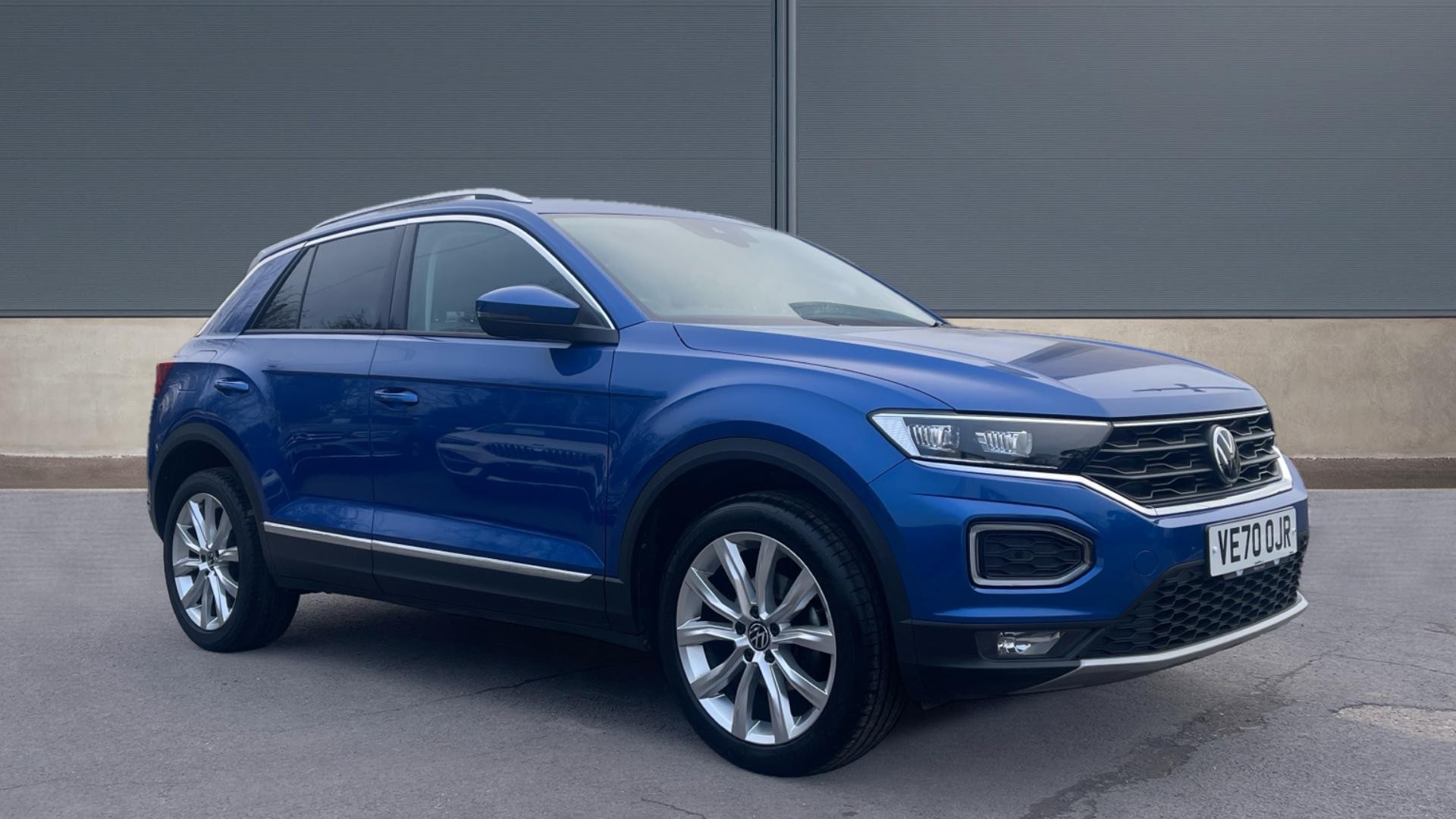 Main listing image - Volkswagen T-Roc