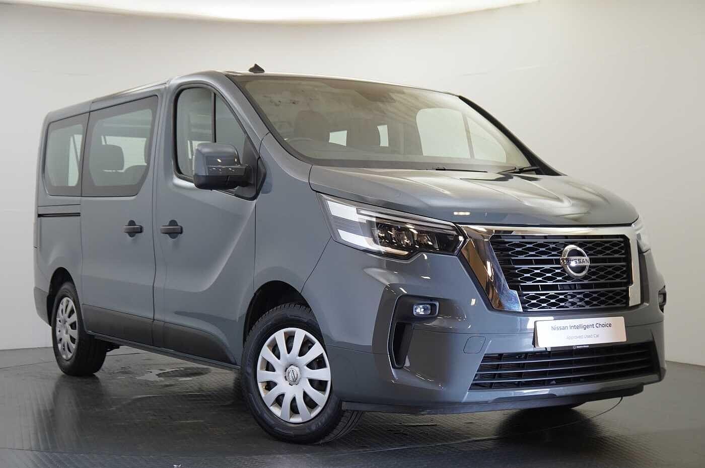 Main listing image - Nissan Primastar