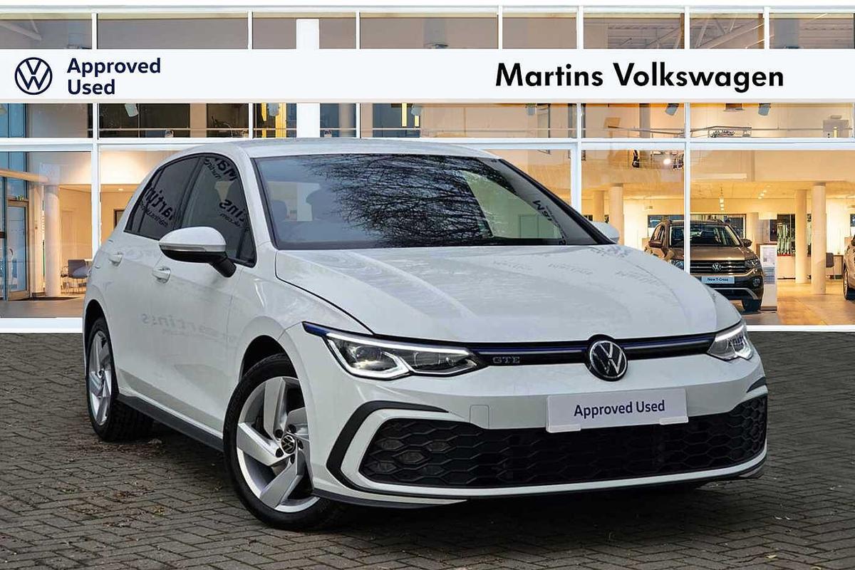 Main listing image - Volkswagen Golf GTE