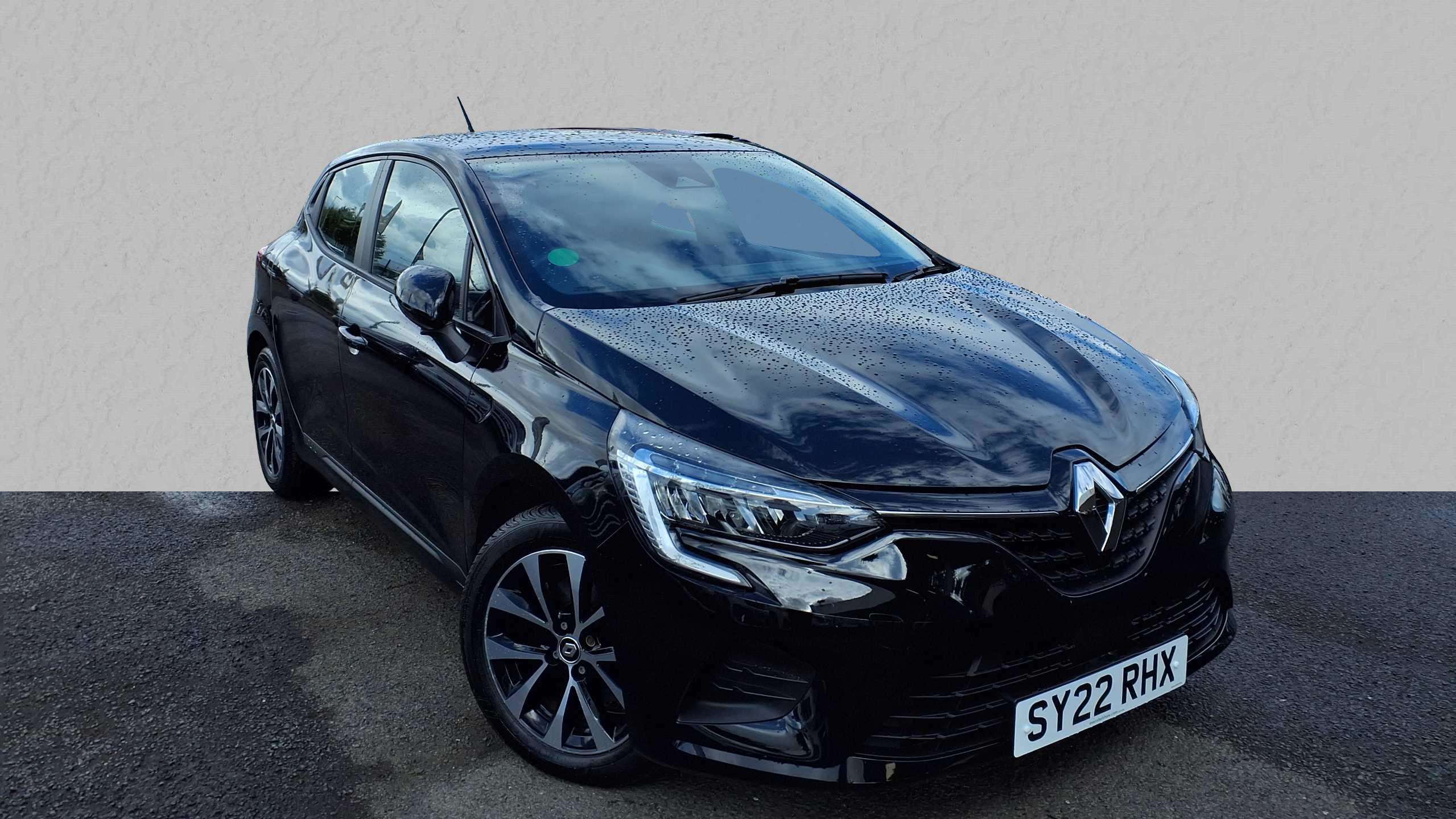 Main listing image - Renault Clio