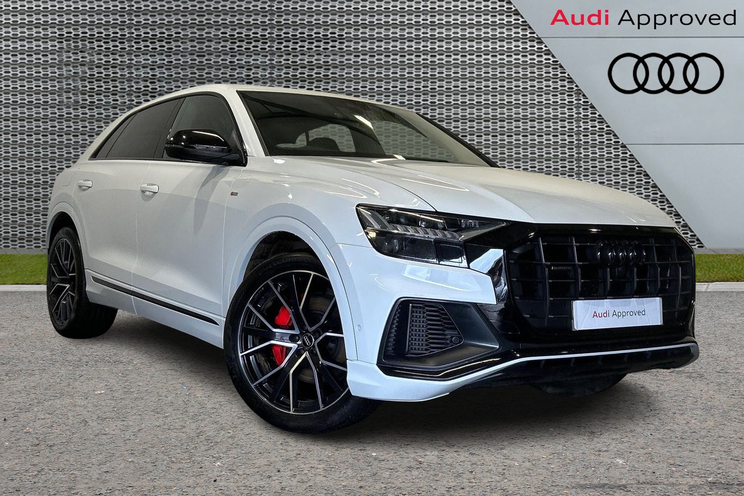 Main listing image - Audi Q8