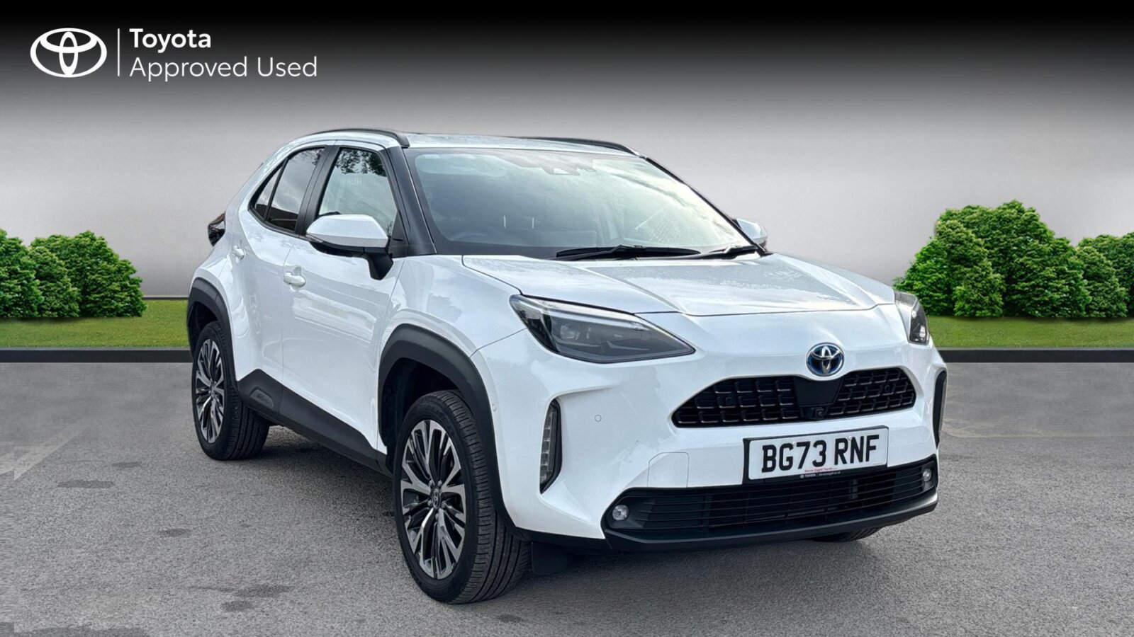 Main listing image - Toyota Yaris Cross