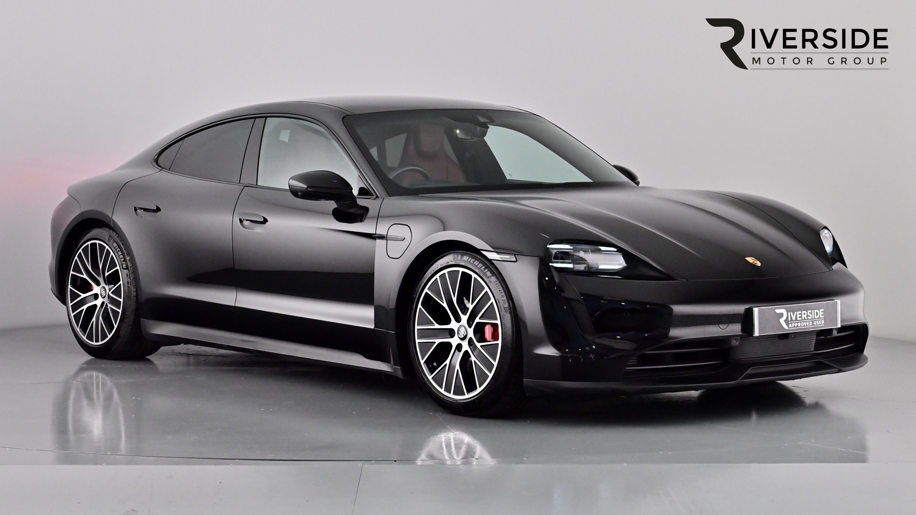 Main listing image - Porsche Taycan