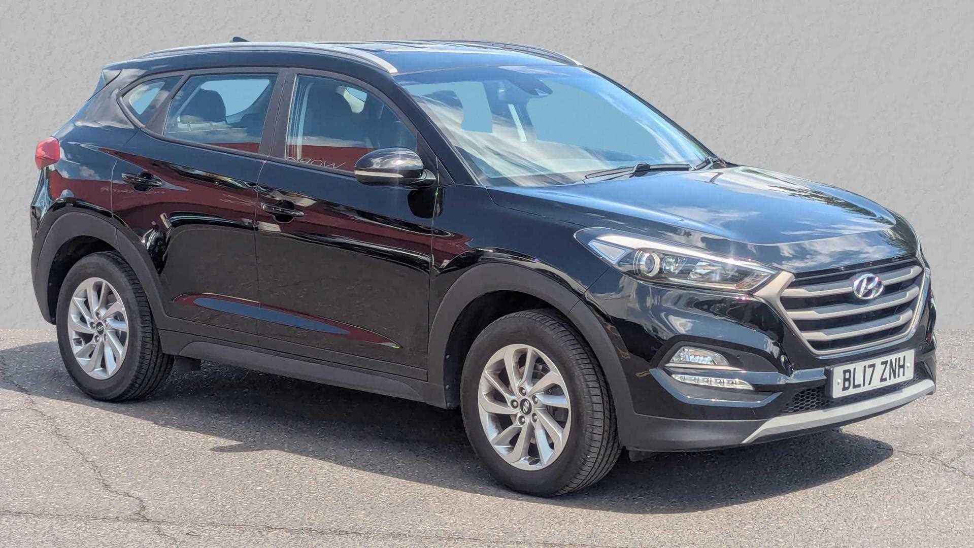 Main listing image - Hyundai Tucson