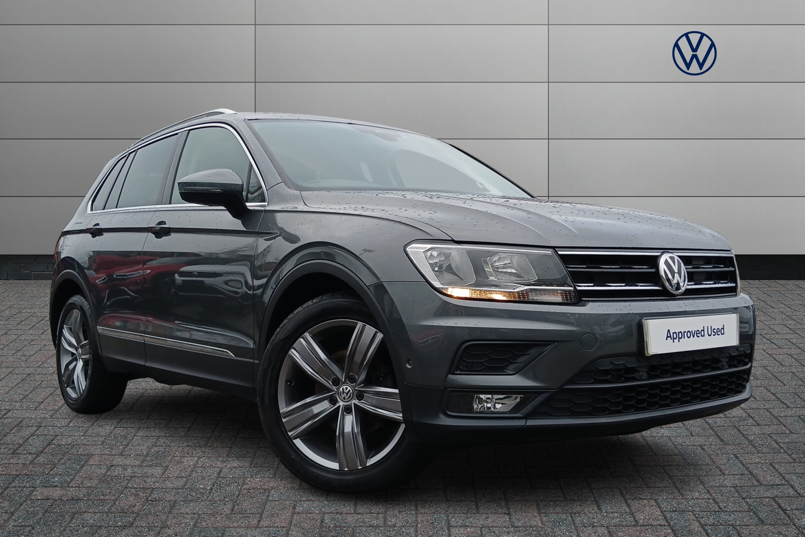 Main listing image - Volkswagen Tiguan