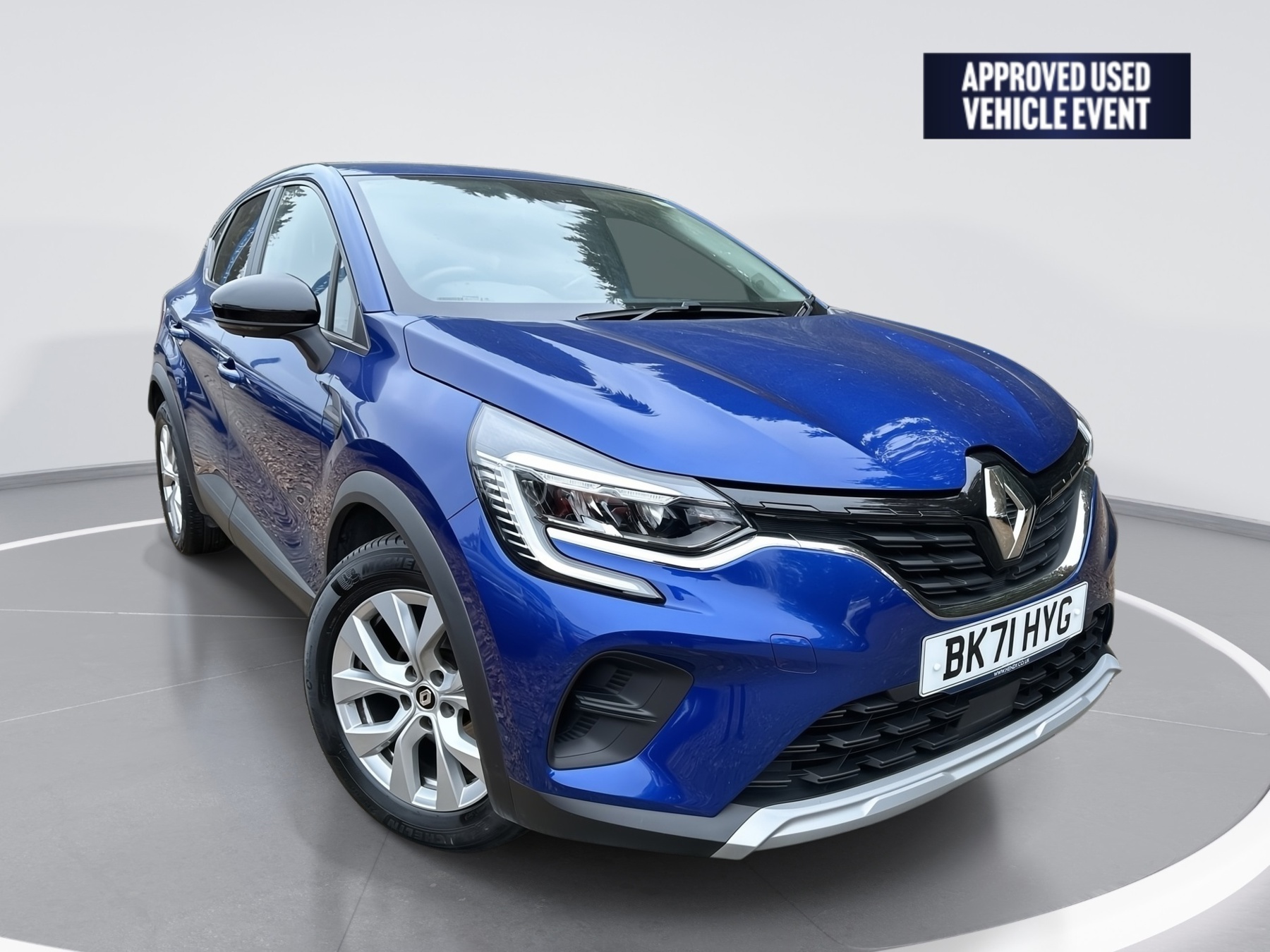 Main listing image - Renault Captur